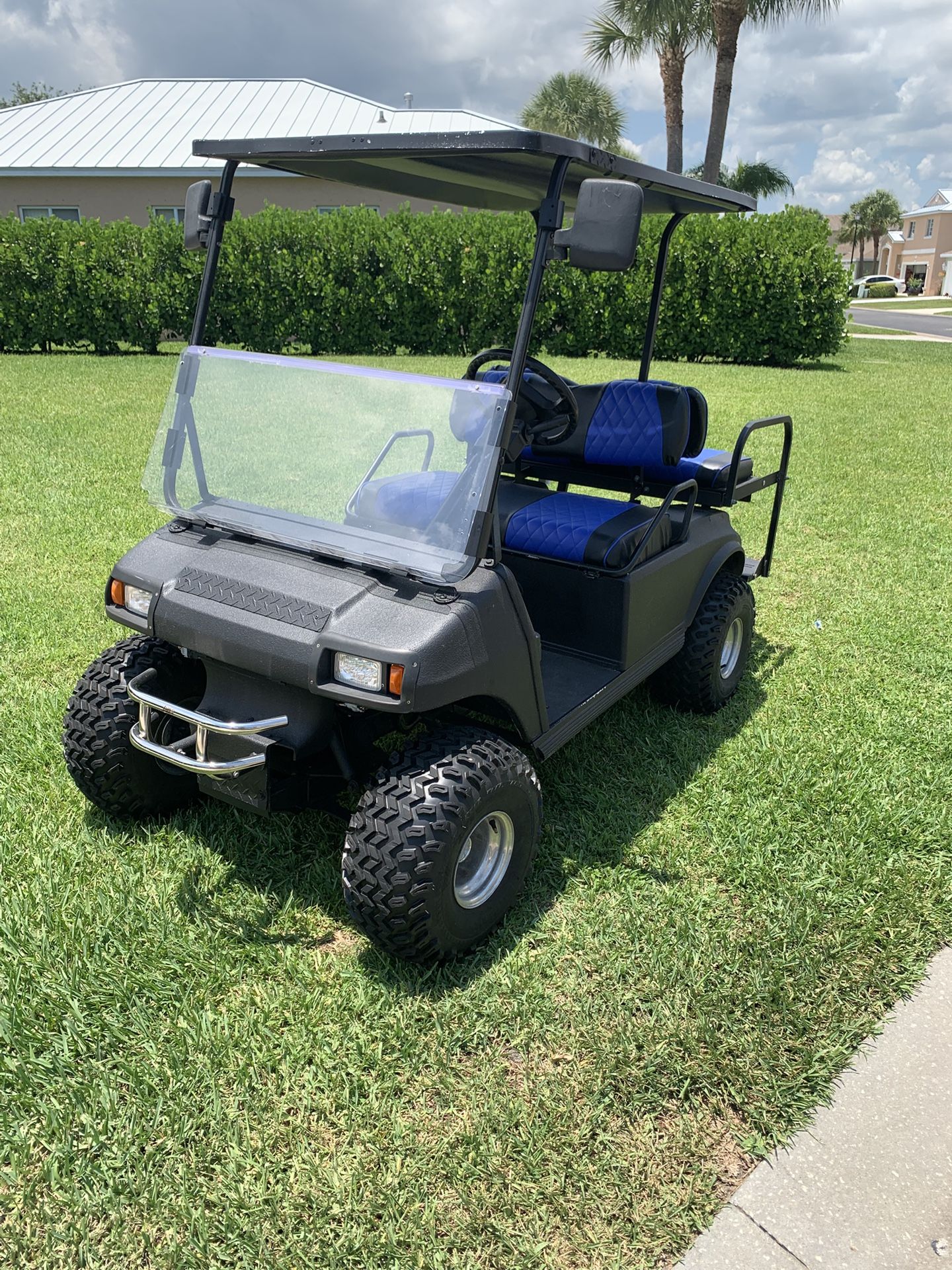Golf cart 2012 Club Car DS - electric - mud tires - high speed motor