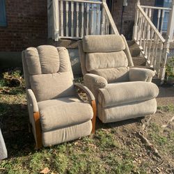 Slightly used recliner chairs
