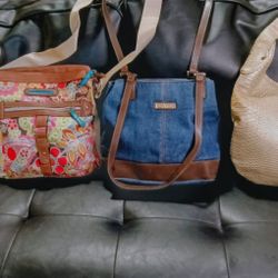 Multiple Purses N handbags 