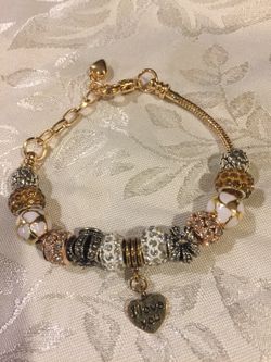 Beautiful bracelet for Any occasion!!