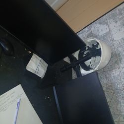 2 Asus 24" Monitors 75 hertz