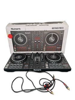 Numark Mixtrack Pro FX DJ Controller