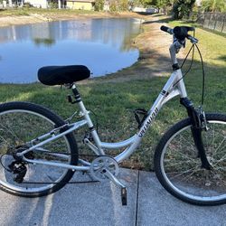Specialized Expedition Hybrid through bicycle GUARANTEED