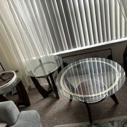 Coffee and 2 end table