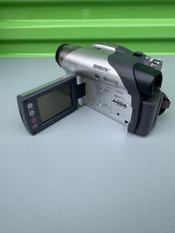 Sony Handycam DCR-DVD105 Nightshot+ Camcorder