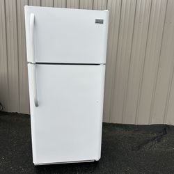 Fridgidaire Refrigerator Freezer Fridge