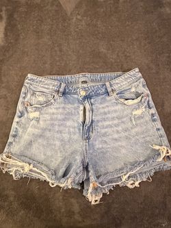Distressed Denim Light Wash Shorts