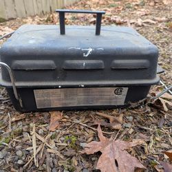 Portable Camping Grill With Two Gas Regulator Valves