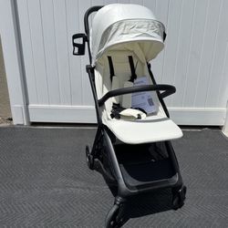 Stroller/ Icon Compact Travel Stroller/ Travel/ Airplane/ Kids/ New