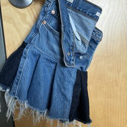 Custom Levi mini jean skirt