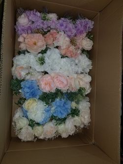 New. ASHALAND Bouquet. $10 value. 48 available.