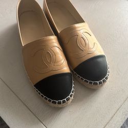 Chanel 38.5-39 Size 