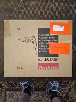 Makita 18-gauge metal shear, electric
