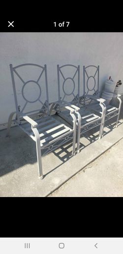Free Chairs