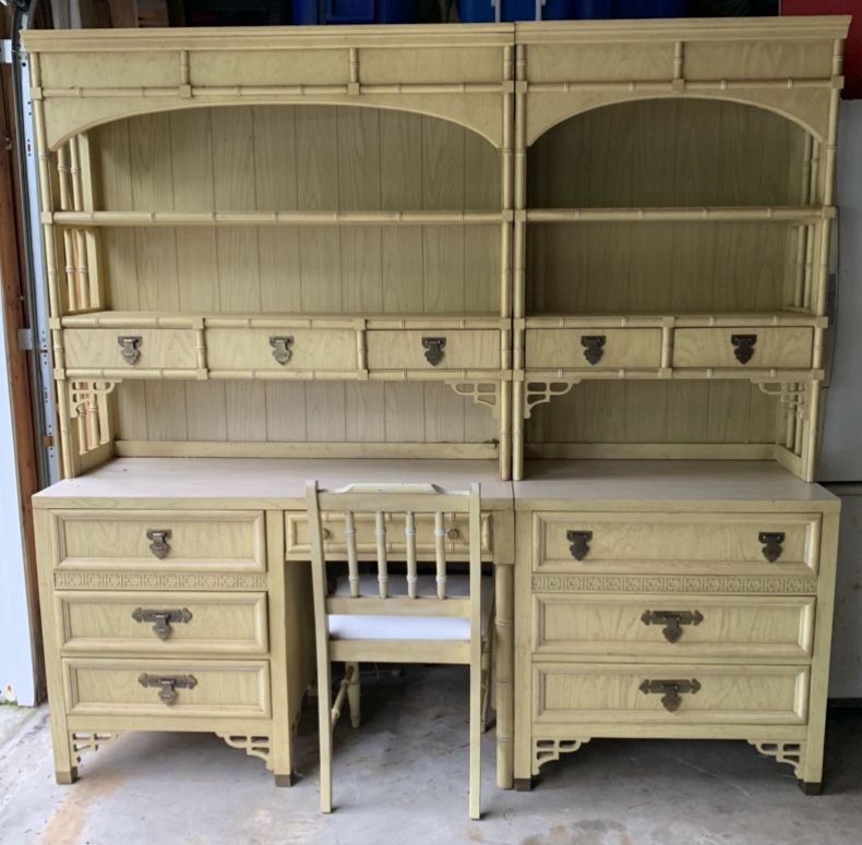 5 Piece desk and dresser with hutches and desk chair