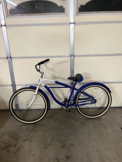 Schwinn 26” Legacy Cruiser Bike – Great Condition