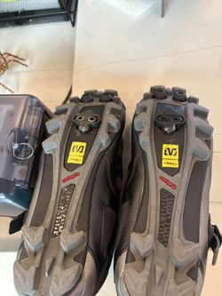 Bike Shoes Men’s Size 9