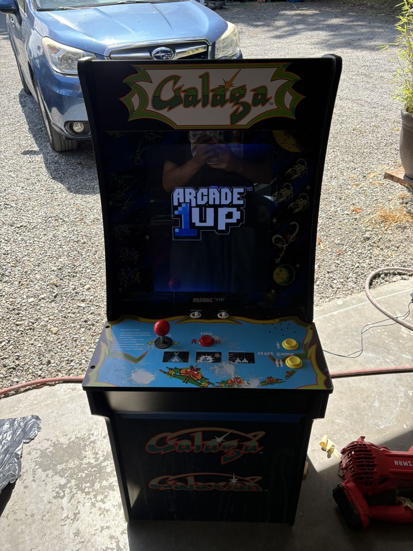 Galaga arcade machine