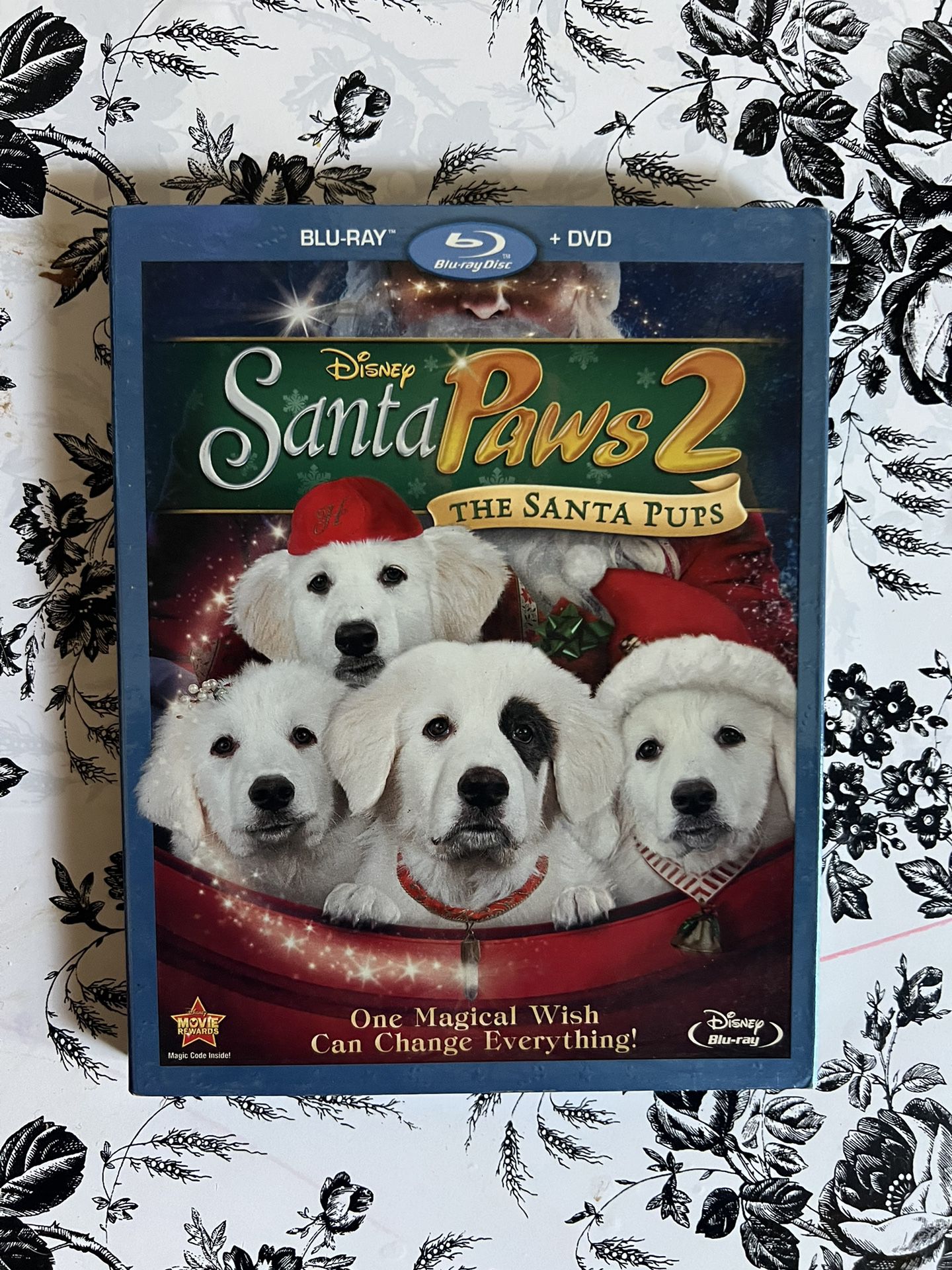 Santa Paws 2 The Santa Pups Blu-Ray & DVD 