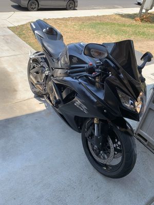 Photo 08 Suzuki GSXR 600