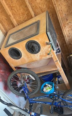 Blasting Cabinet With Sand And Extra Glass