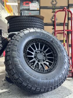 RRW RR7-V 17x8.5 +25 6x5.5 W/ 35” Toyo