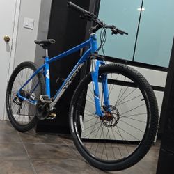Trek Mountain Bike 29er 