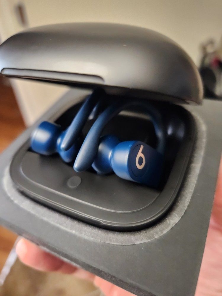Dre Beats Powerbeats Pro! BRAND NEW