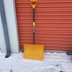 Garant APM18KDR Alpine 18-Inch Poly Blade Snow Shovel