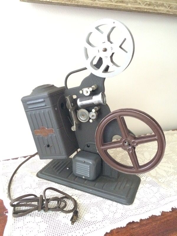 Vintage Keystone 16mm Movie Projector 16 mm, Model No E-743