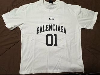 White Balenciaga designer T-shirt - L