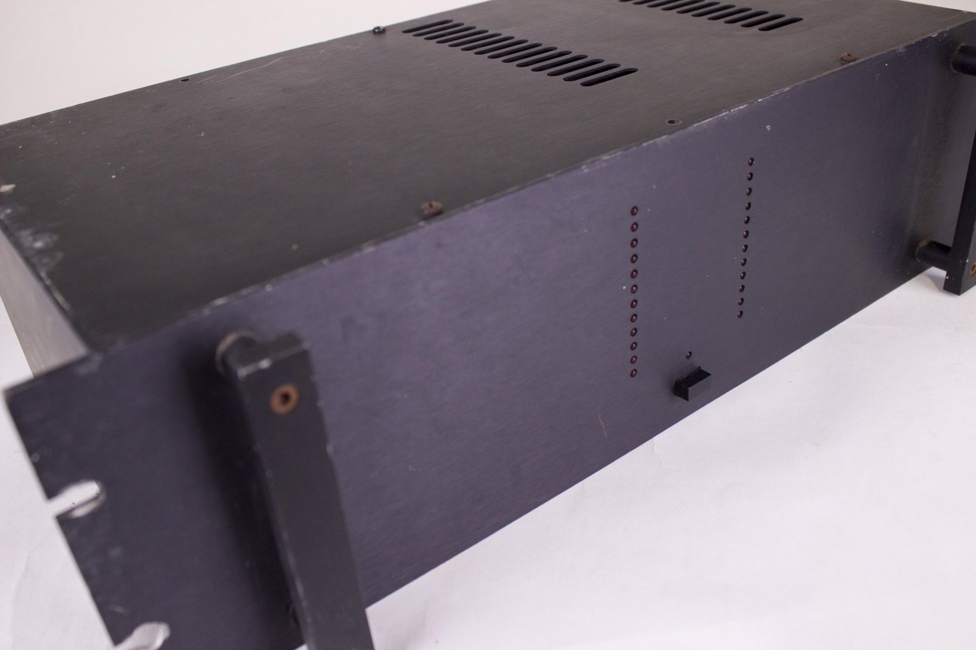 Audire Inc. Crescendo 2-channel Amp - 350W Power Amplifier
