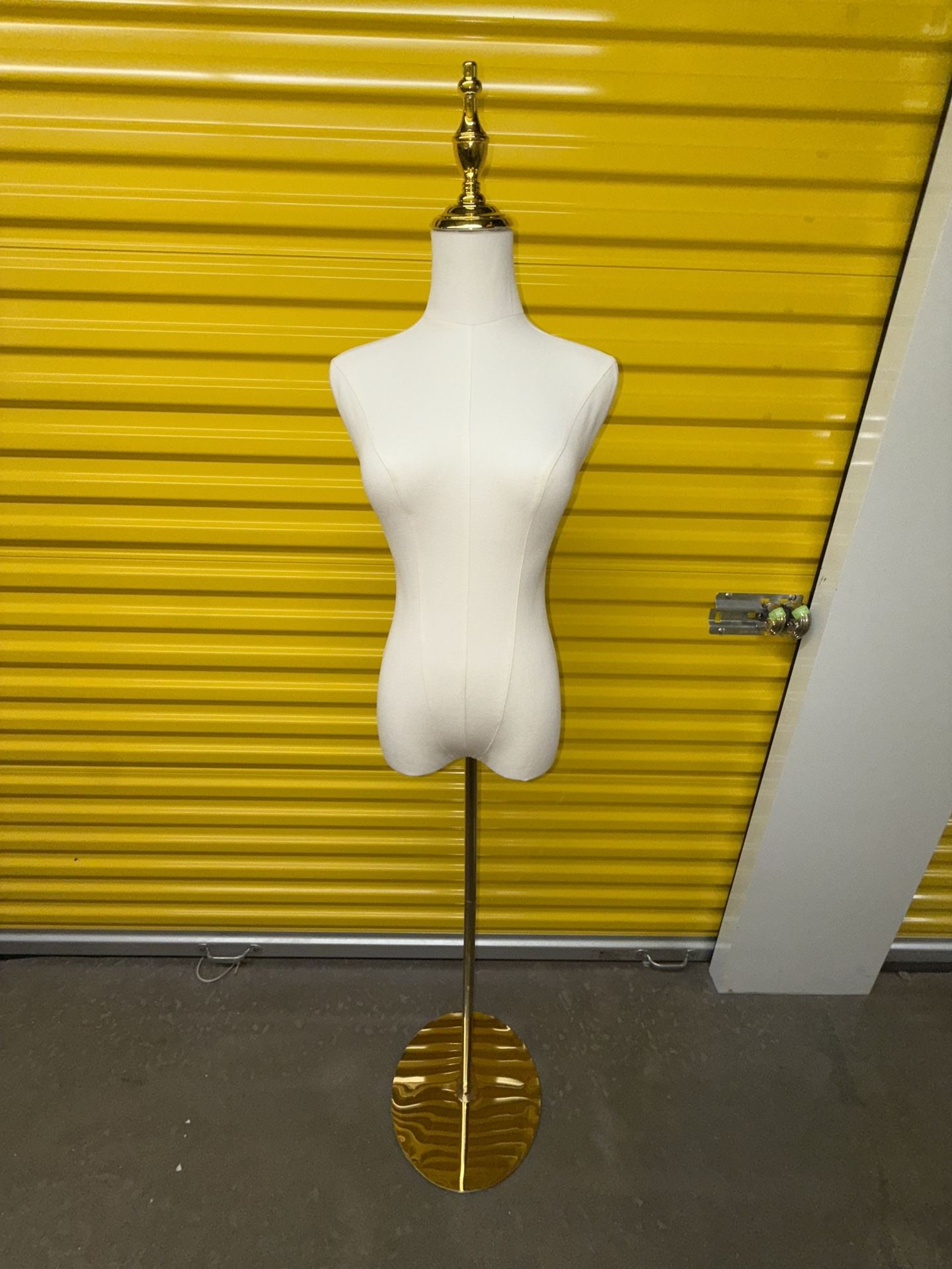 Female Mannequin Torso Dress Form Adjustable Stand Metal Base Beige Gold