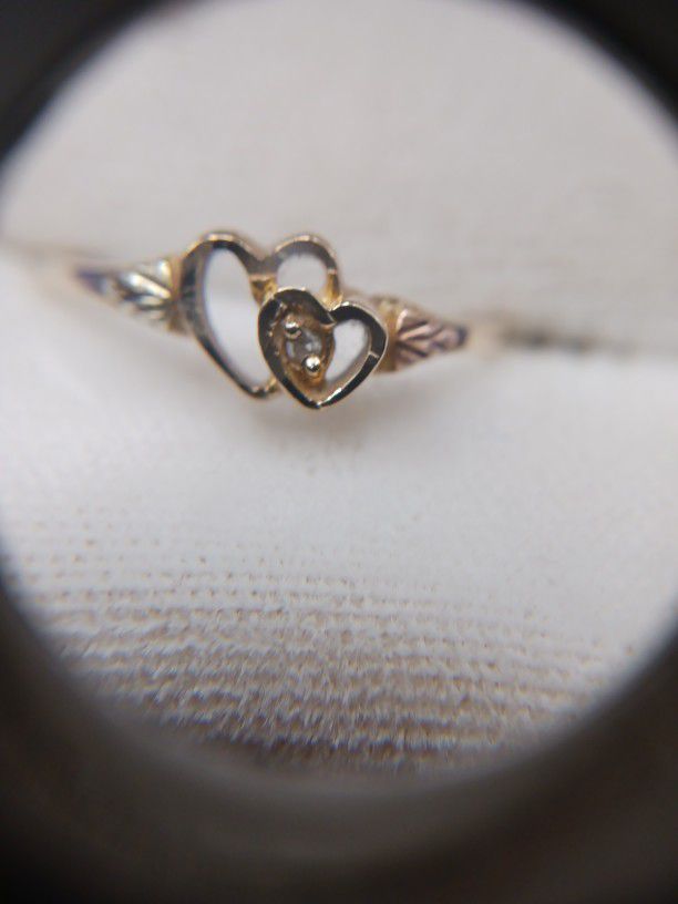 12k Plumb Gold 2 Heart Diamond Accent Ring.size 6.mothers day Gift