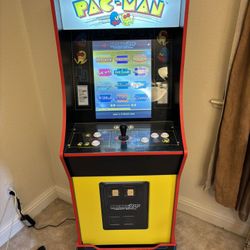  ARCADE GAME FOR SALE