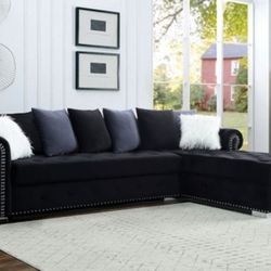 Brand New Glam Black Velvet Luxury Sectional Sofa  Pillows Included 