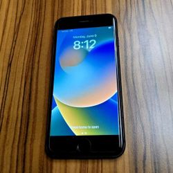 64GB Unlocked iPhone 8 Excellent Condition 