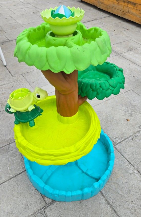 Little Tikes Magic Flower Water Table