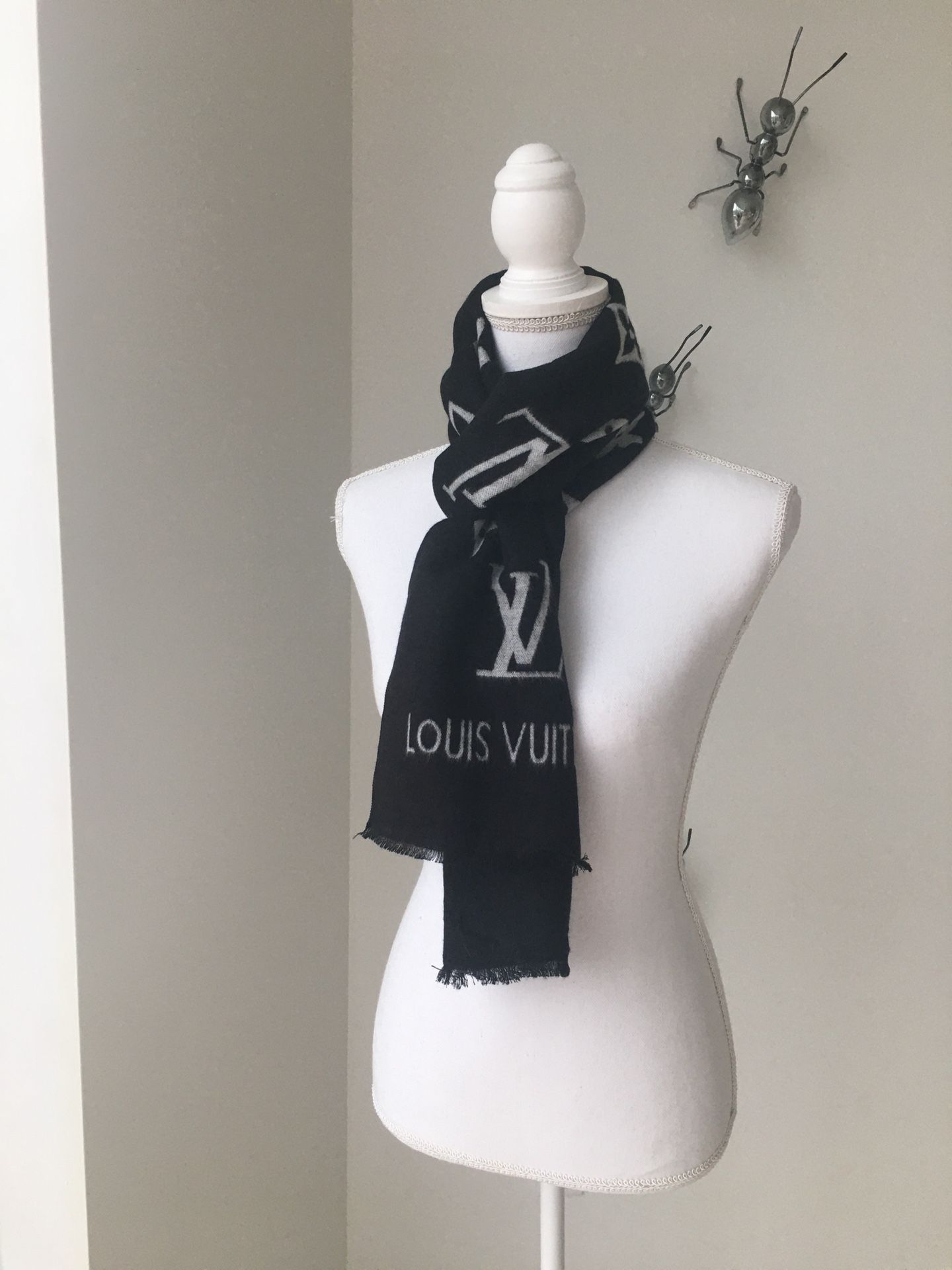 LOUIS VUITTON FASHION LUXURY GLAMOUR SCARF Unisex