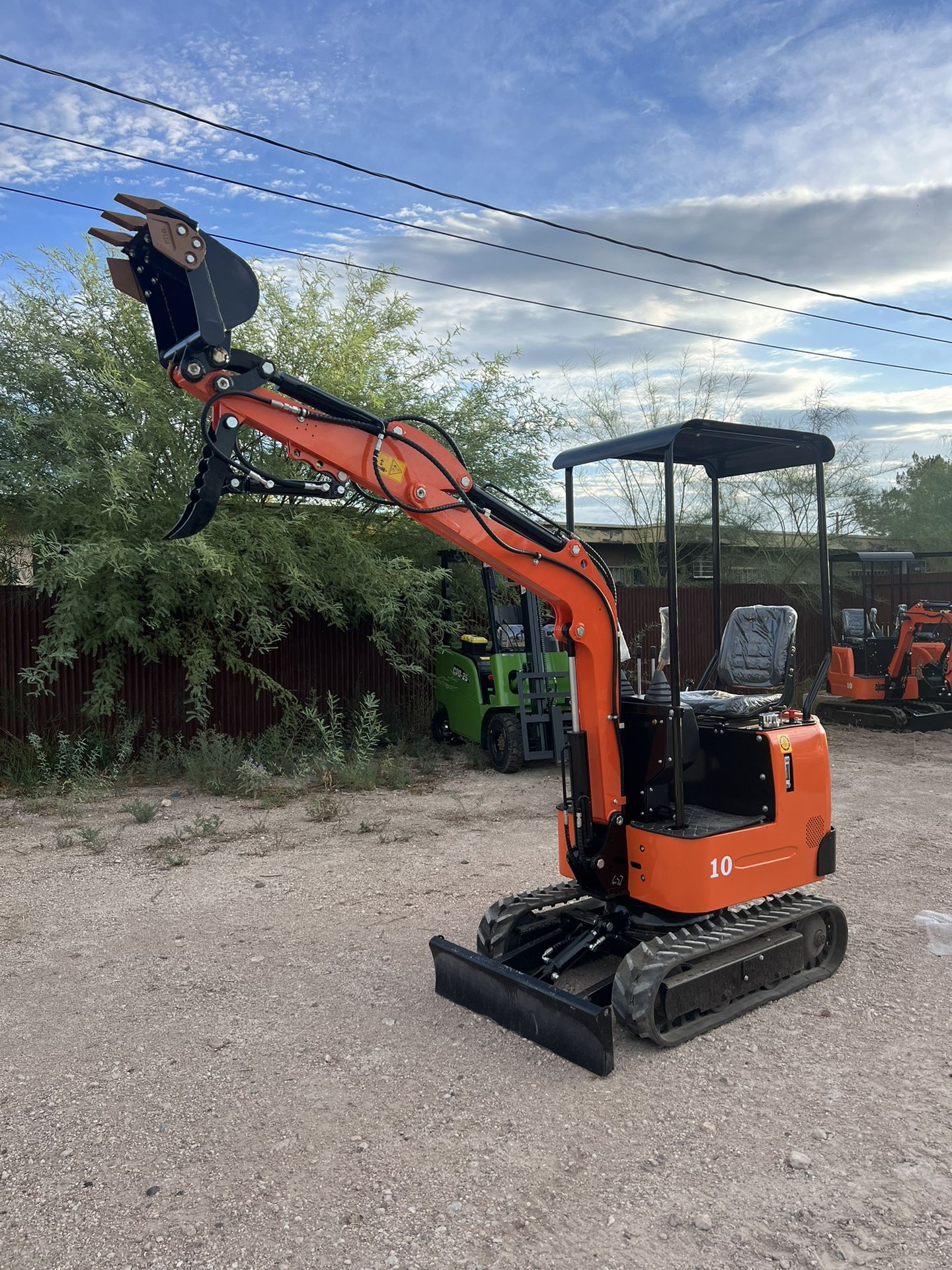 Brand New Mini excavator