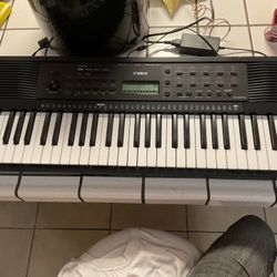 Yamaha Keyboard Piano