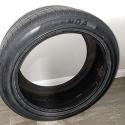 275/40/20 USED TIRE