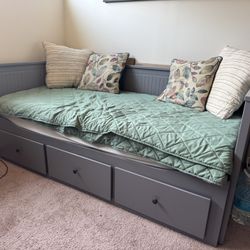 Hemnes storage daybed with two twin mattresses