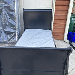 Twin Bed With Box Spring Only