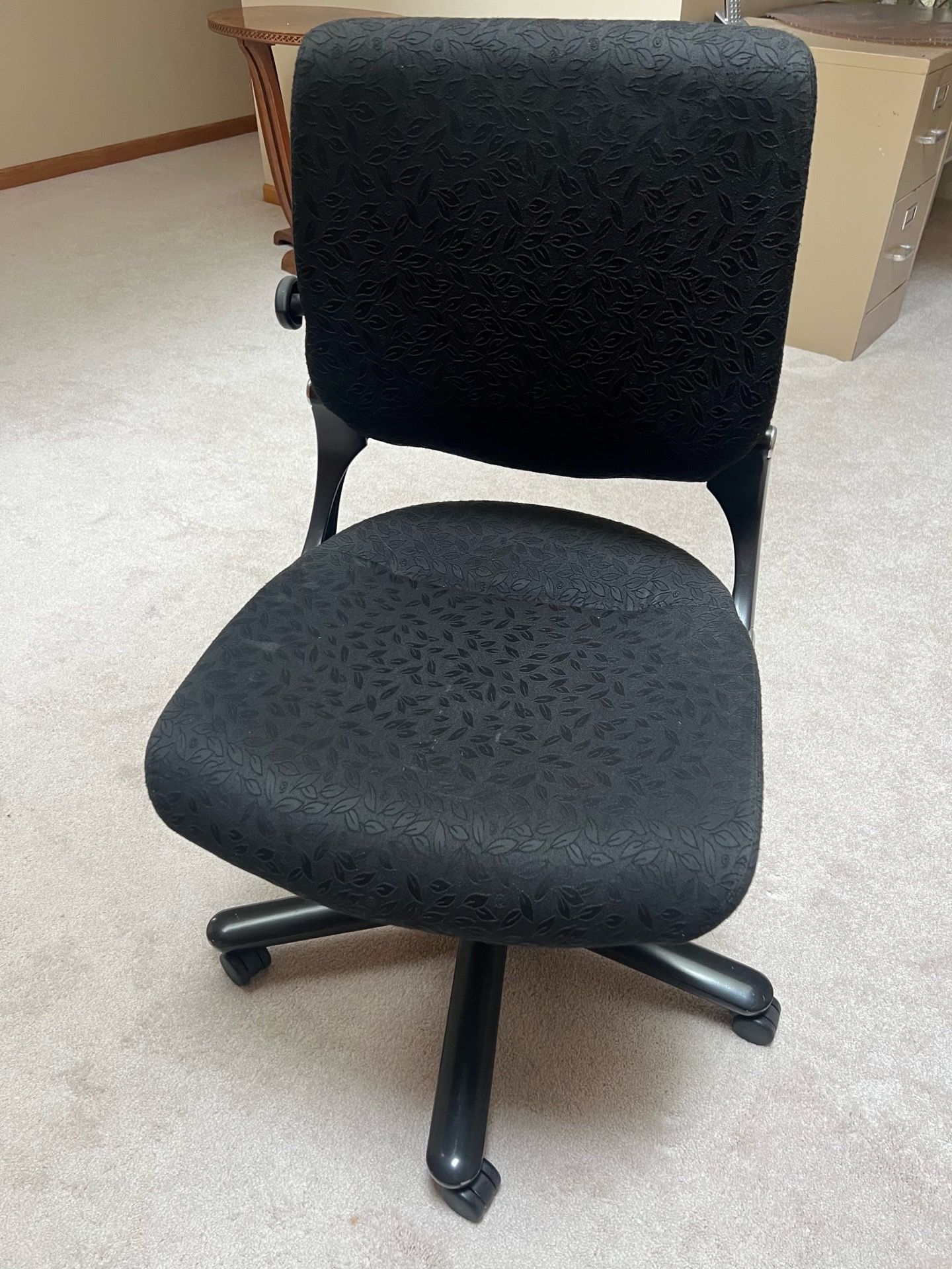 Swivel Office Chair