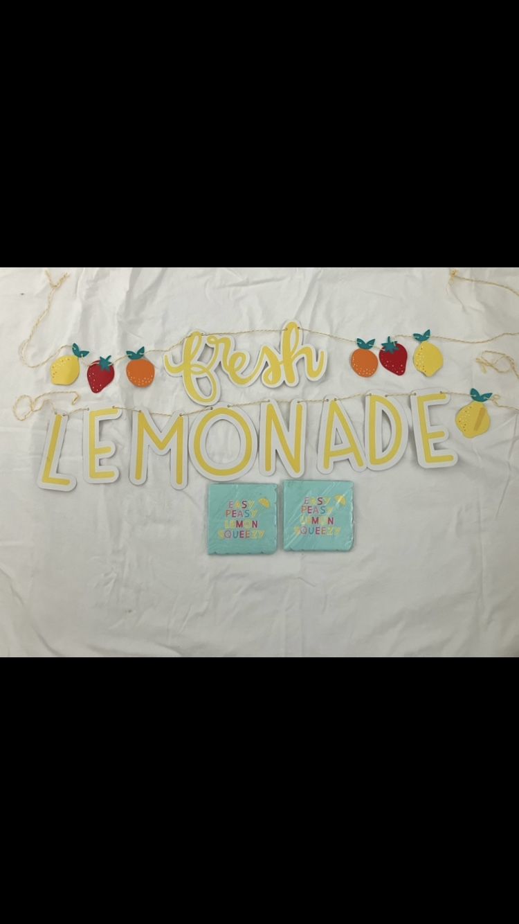 Leamonade Banner with napkins