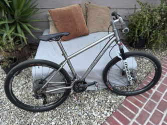 Titanium bicycle 