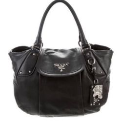Prada Leather Purse (Authentic)