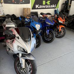 Suzuki Gsxr / Honda Cbr1000rr / / Yamaha r6 