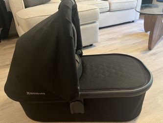 Uppababy bassinet for cruz and vista